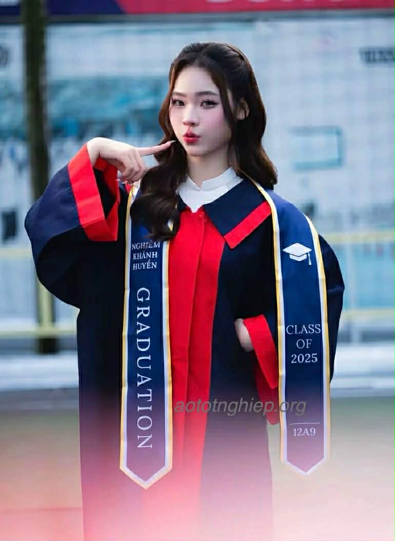 Aó tốt nghiệp trung học phổ thông 06